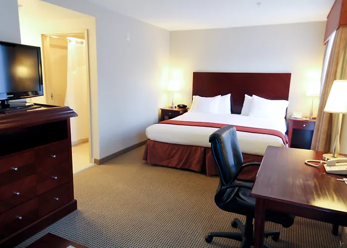Holiday Inn Express And Suites Surrey By Ihg